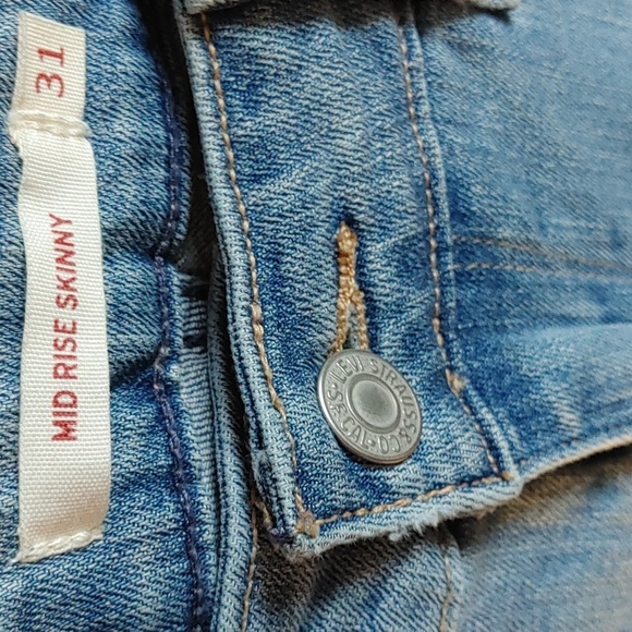 💚Women's Levis Mid Rise Skinny Jean - Picture 3 of 9